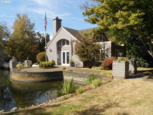 8425 Sw CURRY Dr, Wilsonville, OR 97070