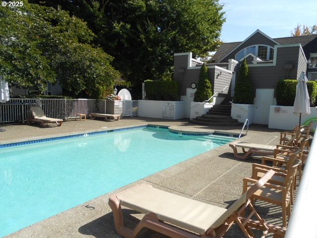 8425 Sw CURRY Dr, Wilsonville, OR 97070