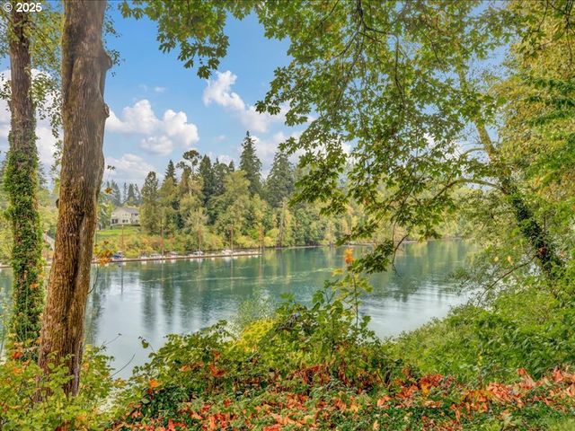 8425 Sw CURRY Dr, Wilsonville, OR 97070