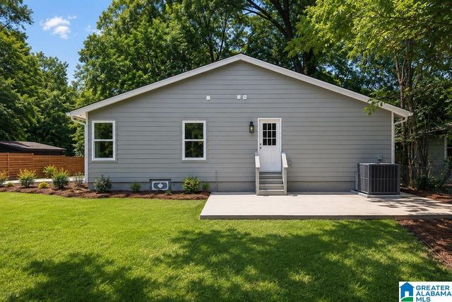 221 VETAVIA STREET, Irondale, AL 35210