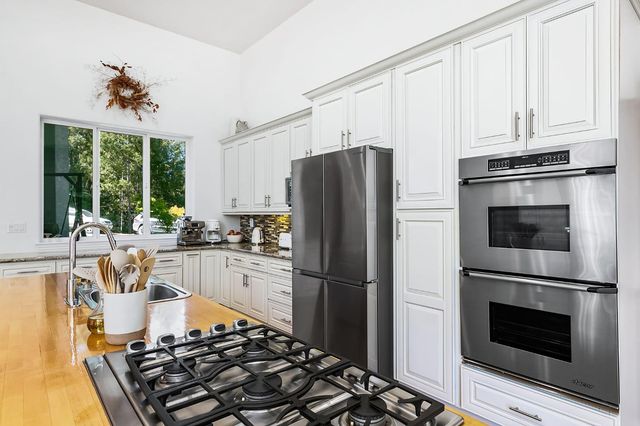 3235 Black Ridge Rd, Greenwood, CA 95635