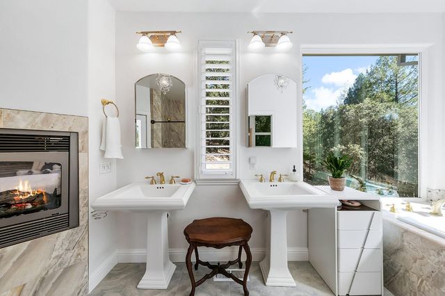 3235 Black Ridge Rd, Greenwood, CA 95635