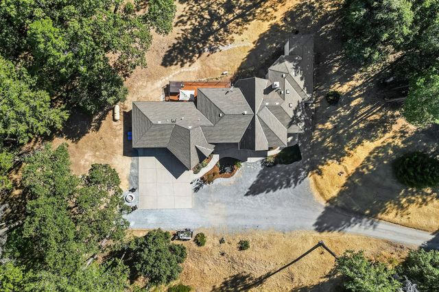 3235 Black Ridge Rd, Greenwood, CA 95635
