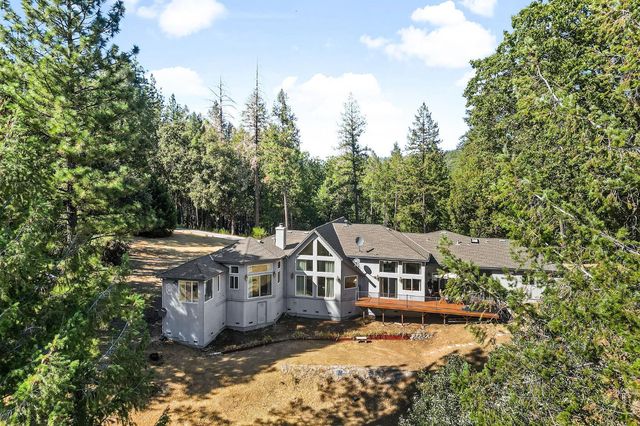 3235 Black Ridge Rd, Greenwood, CA 95635