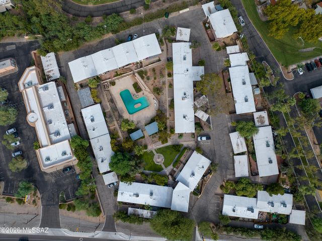5901 N Oracle Rd Apt 12, Tucson, AZ 85704