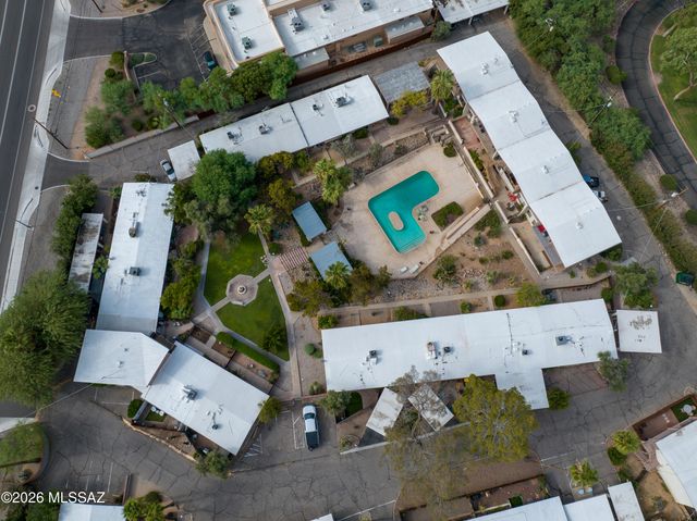 5901 N Oracle Rd Apt 12, Tucson, AZ 85704