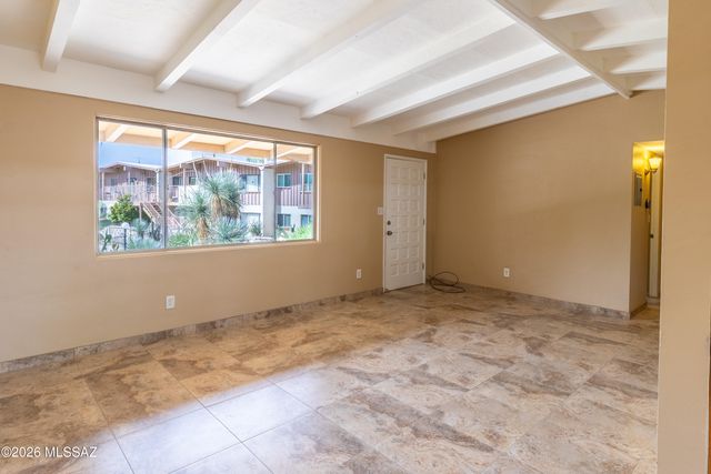 5901 N Oracle Rd Apt 12, Tucson, AZ 85704