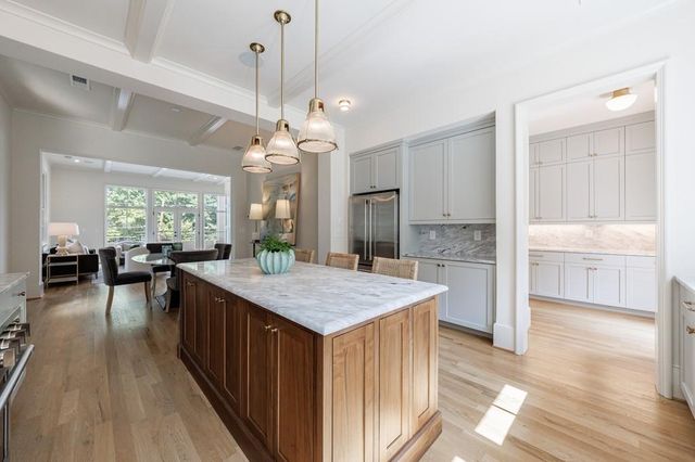81 Delmont Drive, Atlanta, GA 30305
