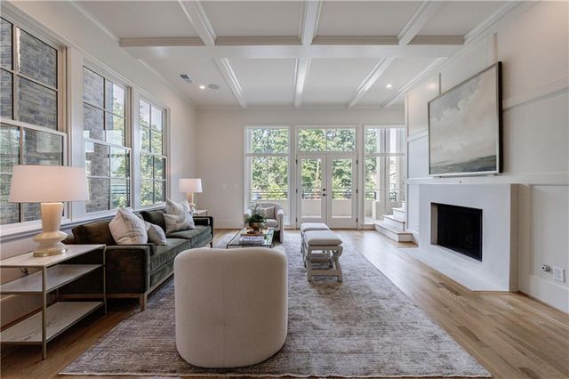 81 Delmont Drive, Atlanta, GA 30305