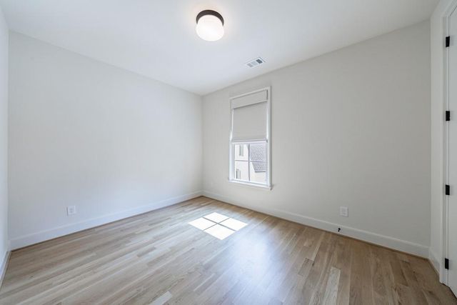 81 Delmont Drive, Atlanta, GA 30305