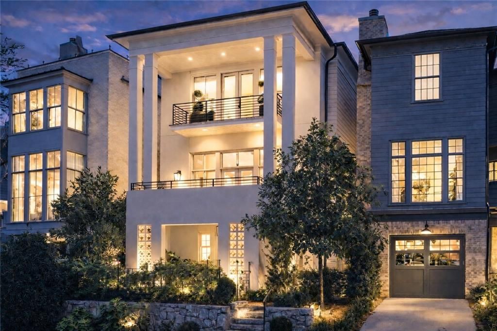 81 Delmont Drive, Atlanta, GA 30305
