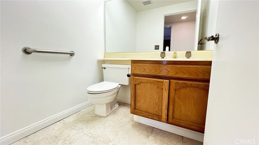 Image 12 of property listing at 19564 Eagle Ridge, Porter Ranch, CA 91326