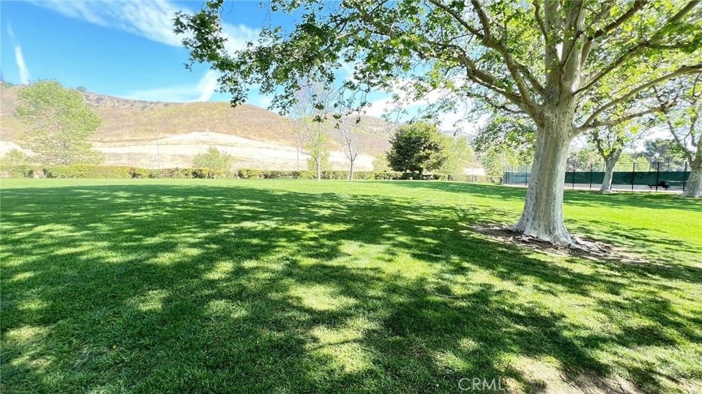 Image 33 of property listing at 19564 Eagle Ridge, Porter Ranch, CA 91326