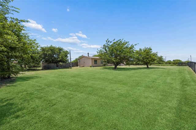 5701 Spring Street, Alvarado, TX 76009