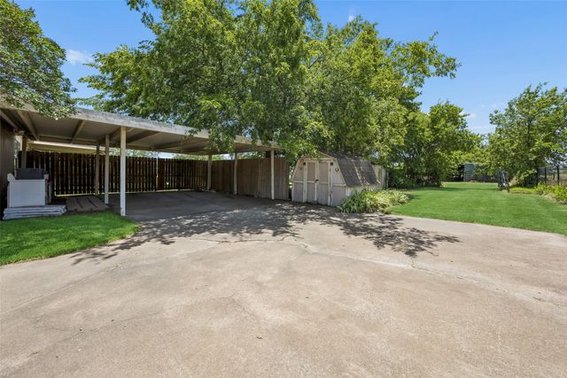 5701 Spring Street, Alvarado, TX 76009