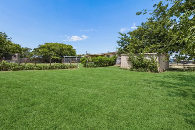 5701 Spring Street, Alvarado, TX 76009