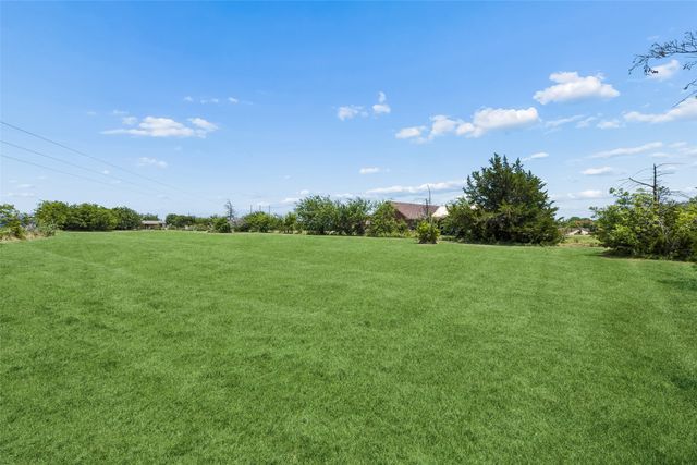 5701 Spring Street, Alvarado, TX 76009
