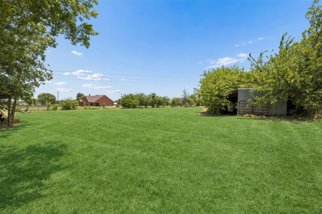 5701 Spring Street, Alvarado, TX 76009