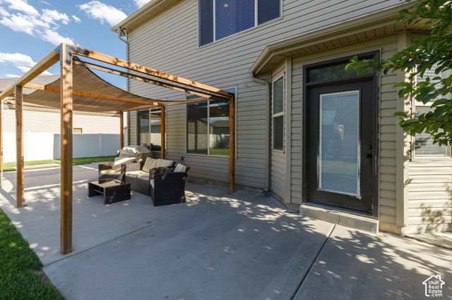 4542 W 5850 S, Hooper, UT 84315