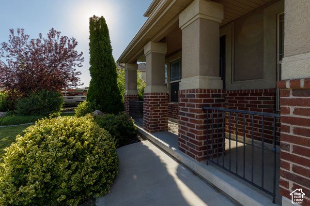 4542 W 5850 S, Hooper, UT 84315