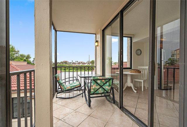 6269 PALMA DEL MAR BOULEVARD S 306, Tierra Verde, FL 33715