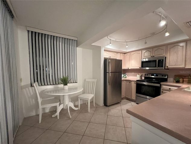 6269 PALMA DEL MAR BOULEVARD S 306, Tierra Verde, FL 33715