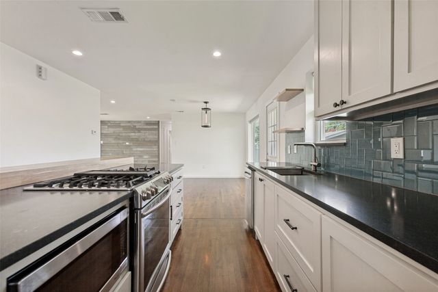 2413 Patricia Lane, Garland, TX 75041