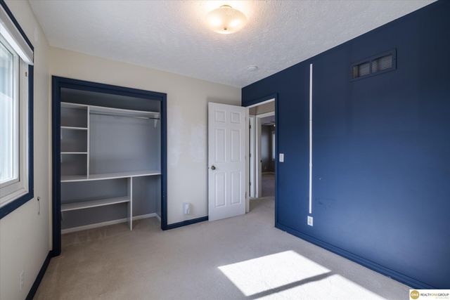 15526 Newell Street, Omaha, NE 68138