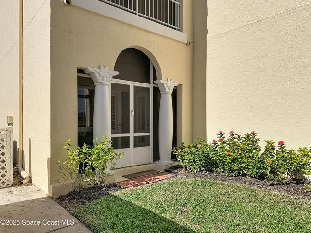 5040 Harmony Circle 108, Vero Beach, FL 32967