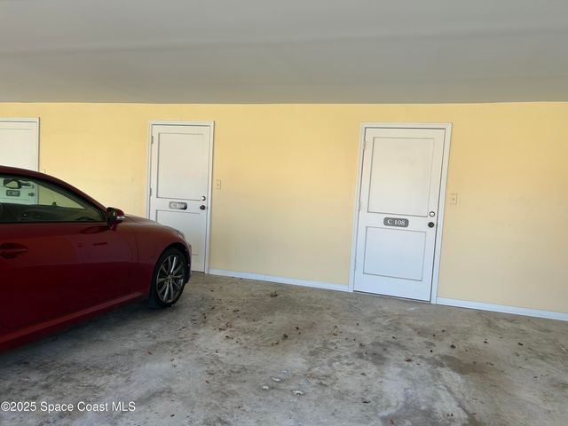 5040 Harmony Circle 108, Vero Beach, FL 32967