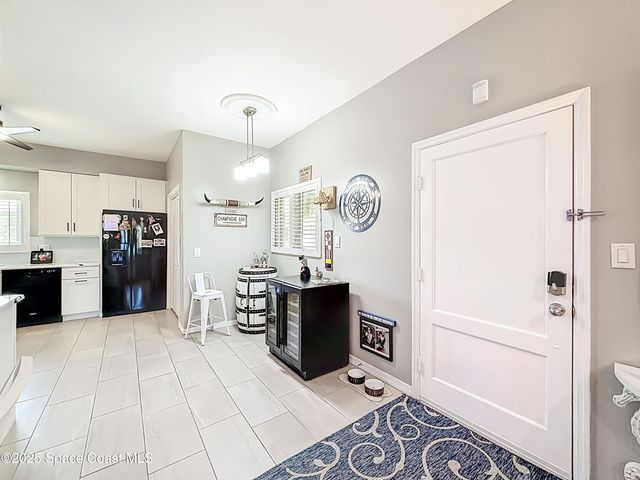 5040 Harmony Circle 108, Vero Beach, FL 32967