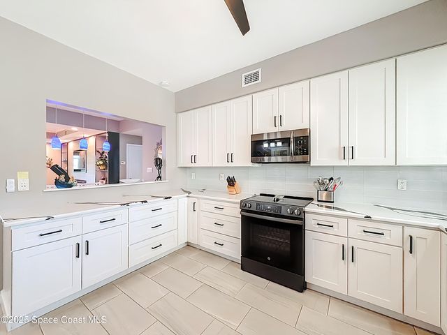 5040 Harmony Circle 108, Vero Beach, FL 32967