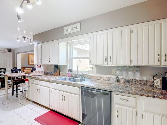 128 N LAKE FLORENCE DRIVE, Winter Haven, FL 33884