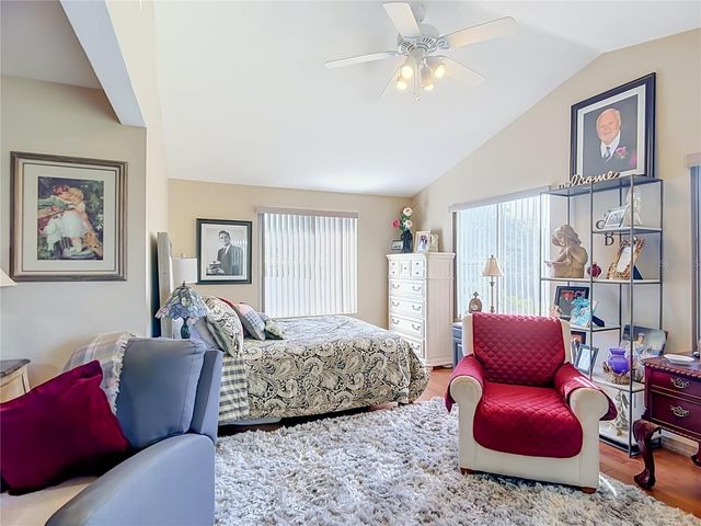 128 N LAKE FLORENCE DRIVE, Winter Haven, FL 33884