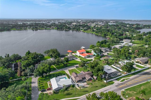 128 N LAKE FLORENCE DRIVE, Winter Haven, FL 33884