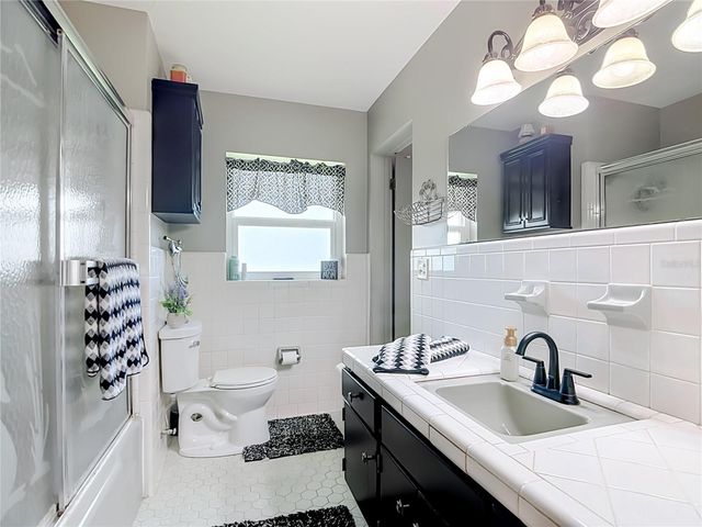 128 N LAKE FLORENCE DRIVE, Winter Haven, FL 33884