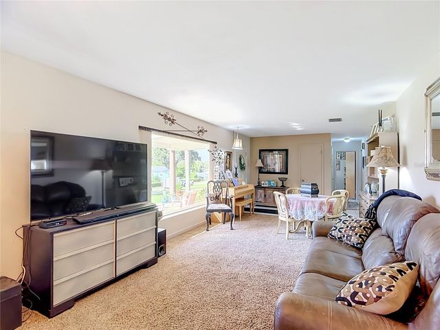 128 N LAKE FLORENCE DRIVE, Winter Haven, FL 33884