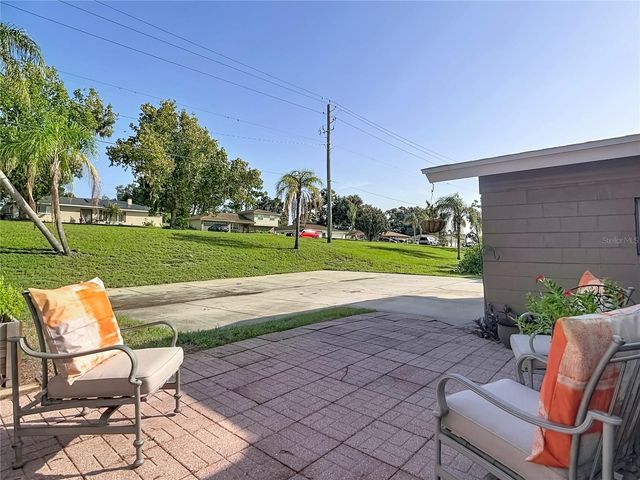 128 N LAKE FLORENCE DRIVE, Winter Haven, FL 33884
