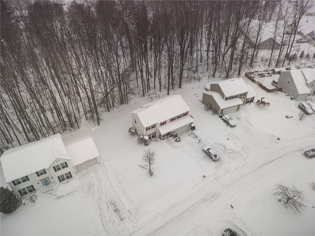 1045 Fawn Wood Drive, Webster, NY 14580