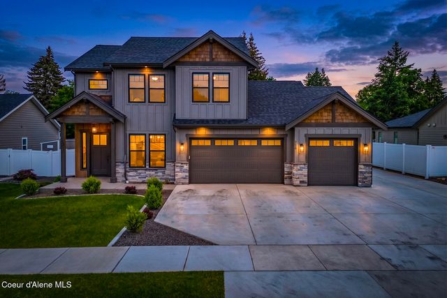 9116 N Raintree Ln, Hayden, ID 83835
