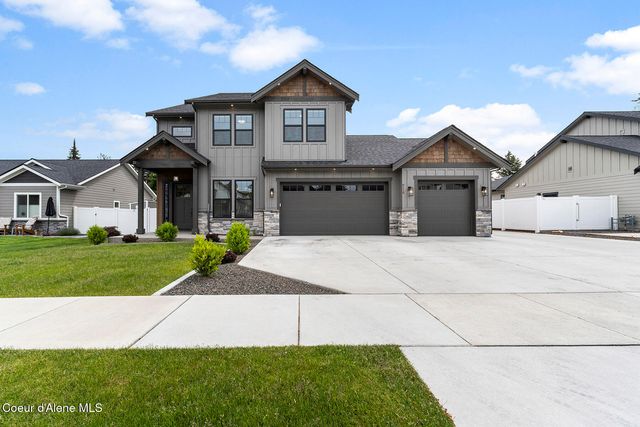 9116 N Raintree Ln, Hayden, ID 83835