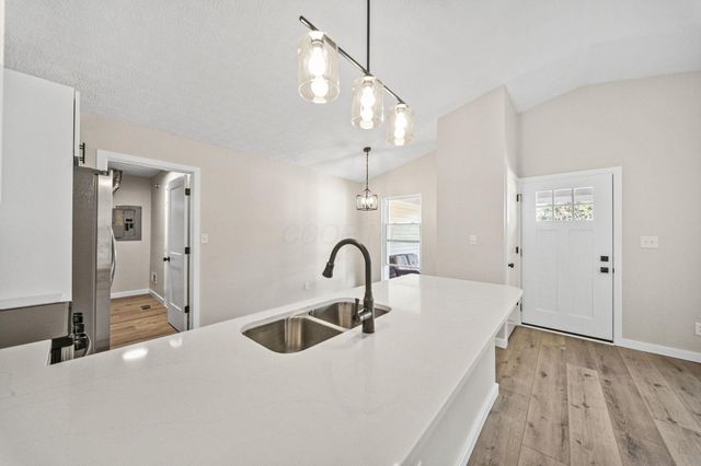 2055 Wimberly Court, Powell, OH 43065