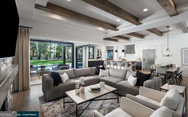 650 NW East Lake Drive, Gainesville, GA 30506