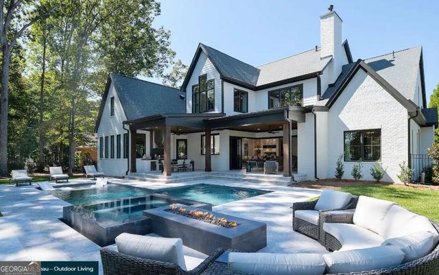 650 NW East Lake Drive, Gainesville, GA 30506