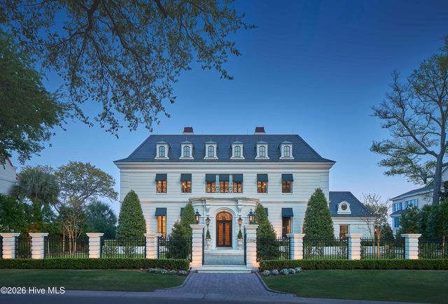 2316 Ocean Point Drive, Wilmington, NC 28405
