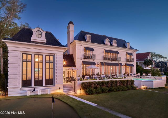 2316 Ocean Point Drive, Wilmington, NC 28405