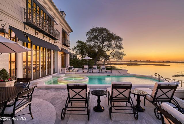 2316 Ocean Point Drive, Wilmington, NC 28405