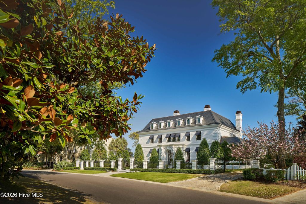 2316 Ocean Point Drive, Wilmington, NC 28405