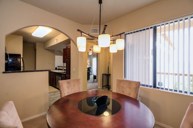 2550 E River Rd Unit 18206, Tucson, AZ 85718