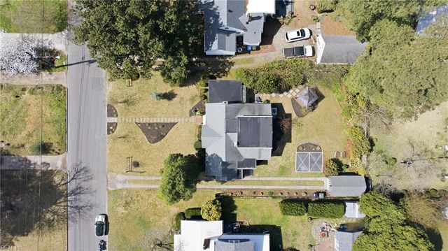 156 Sir Oliver RD, Norfolk, VA 23505